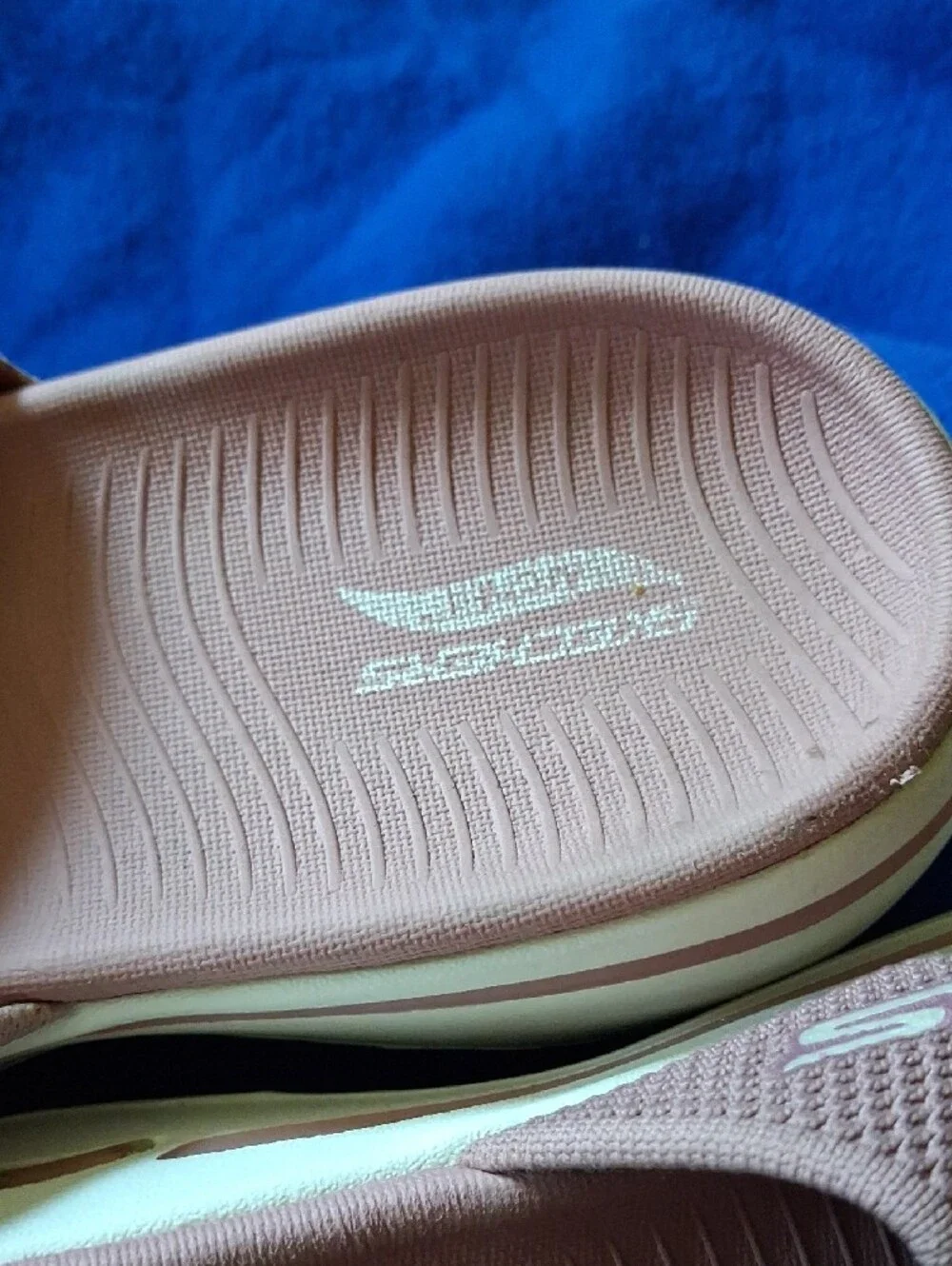 Comfort Knit Slide Sandals in Mauve Blush
